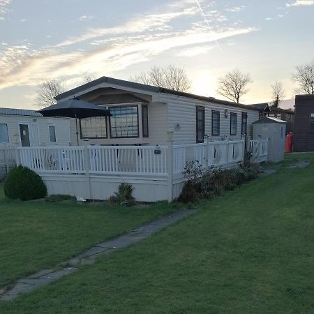 Cornwall Cornwall-Chapmanswell Caravan Holiday Park A30 B&B Bed And Breakfast #41 Launceston Exterior photo