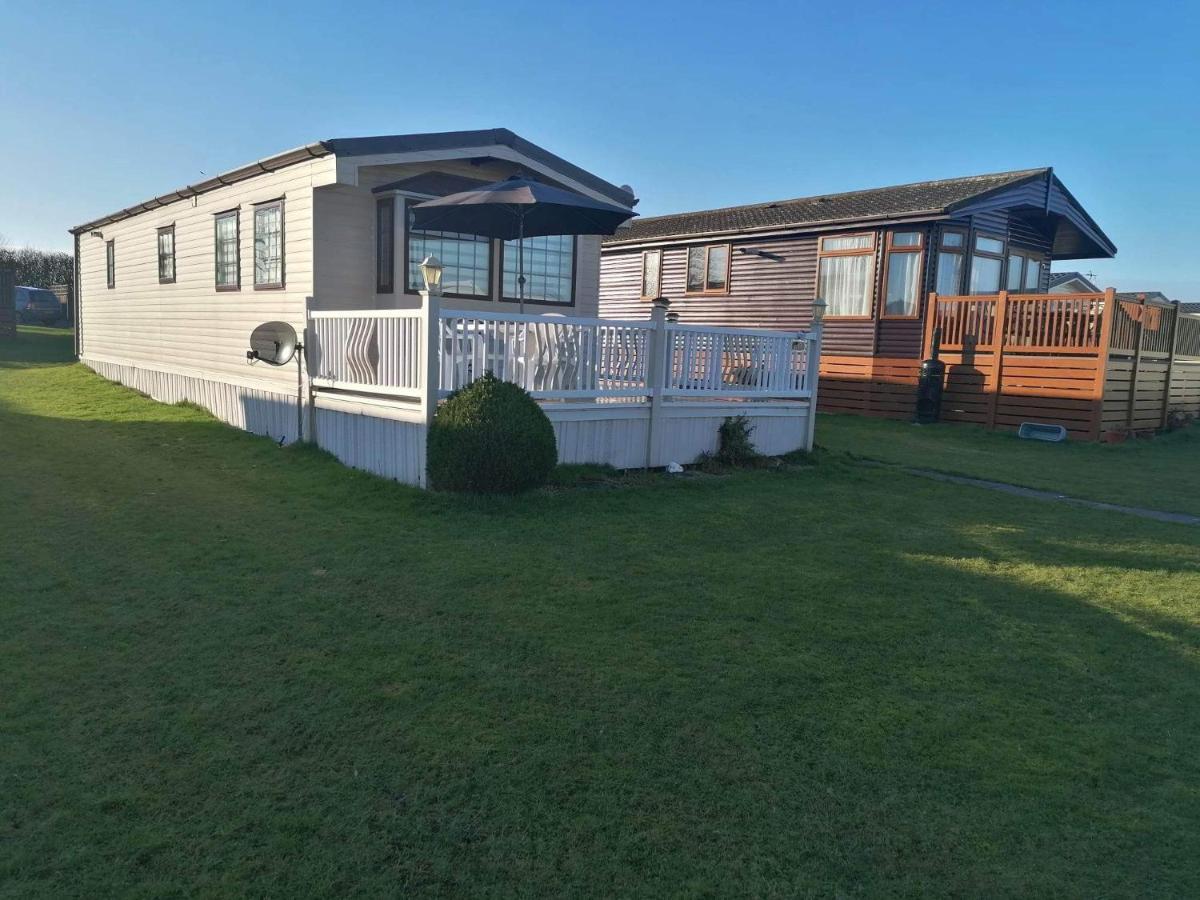 Cornwall Cornwall-Chapmanswell Caravan Holiday Park A30 B&B Bed And Breakfast #41 Launceston Exterior photo