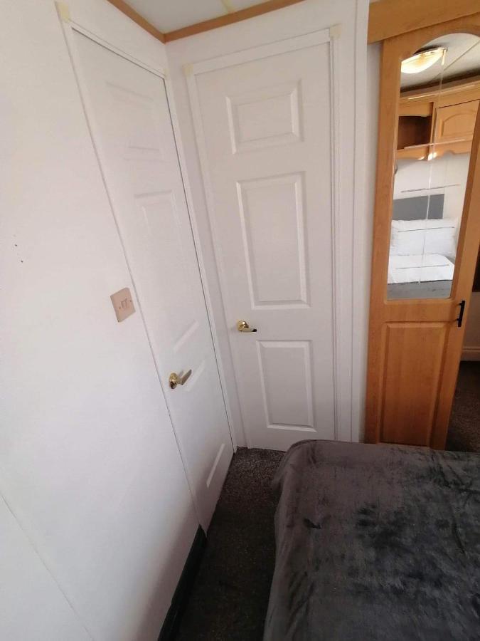 Cornwall Cornwall-Chapmanswell Caravan Holiday Park A30 B&B Bed And Breakfast #41 Launceston Exterior photo